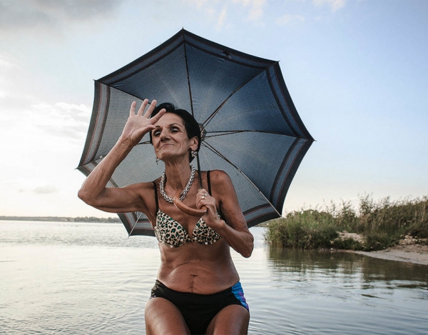 FOTOLEGGENDO - Andrea Petrosino. Circum (una giornata al mare)