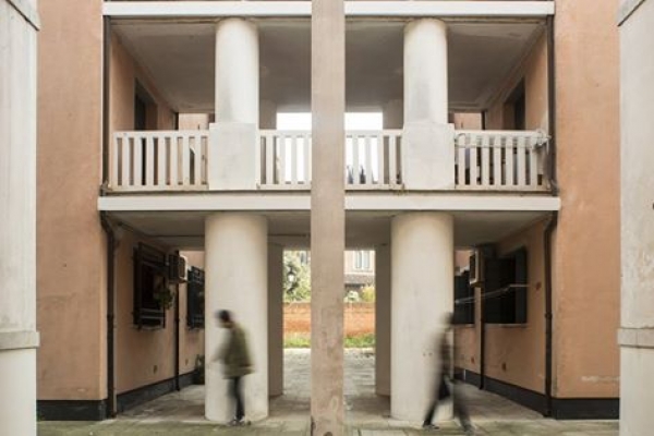 ZA&sup2;. Fuga da(c)qua. Tre architetture veneziane