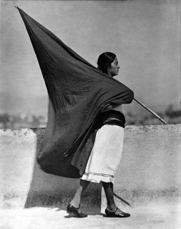 Tina Modotti. Donna, Fotografa, Militante. Una vita fra due mondi