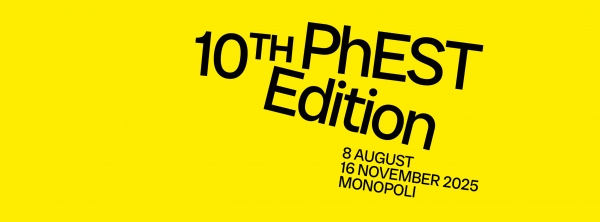 PhEST. Dall'8 agosto al 16 novembre la X edizione del festival di fotografia, cinema, musica, arte, contaminazioni dal Mediterraneo: direzione artistica di Giovanni Troilo, curatela fotografica di Arianna Rinaldo, organizzazione associazione PhEST