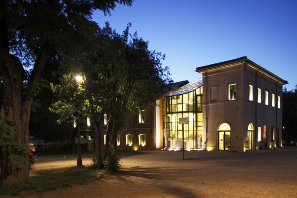 Guangdong Through Lenses of European Photographers