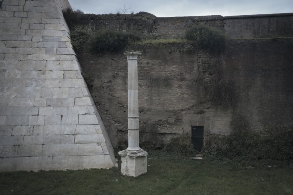 Claudio Imperi. Le Mura Aureliane. Un confine dentro la citt&agrave;