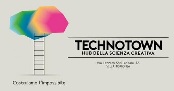 Corsi gratuiti di ritratto fotografico in studio, tecniche di stampa fotografica, fotografia stenopeica, fonotipie a TechnoTown Hub della scienza creativa