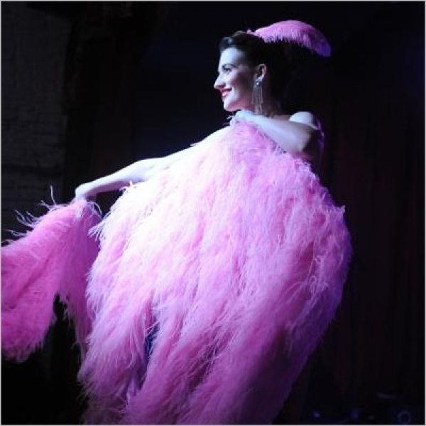 Guido Laudani. L'arte del Burlesque