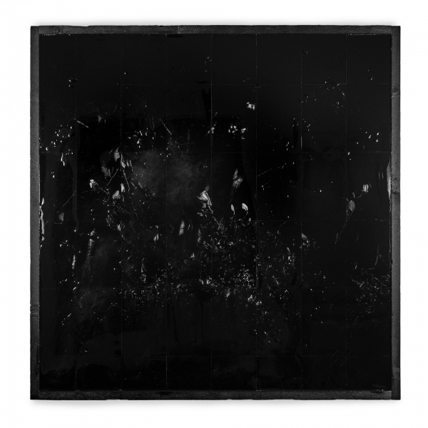 Fabio De Benedettis. Slit in the dark | La luce fende il buio